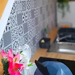 公寓 Equipe En Hyper-centre Avec Parking Prive Et Gratuit - Vue Sur La Et Chateau De