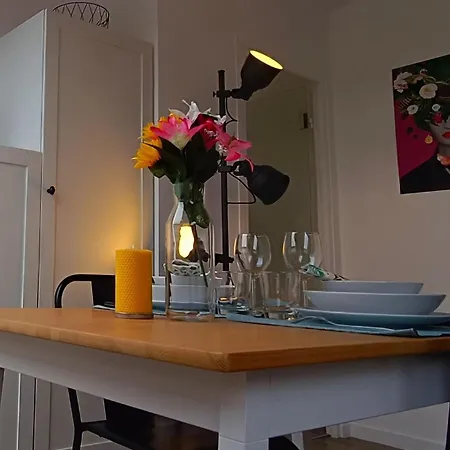 Apartment Equipe En Hyper-centre Avec Parking Prive Et Gratuit - Vue Sur La Et Chateau De