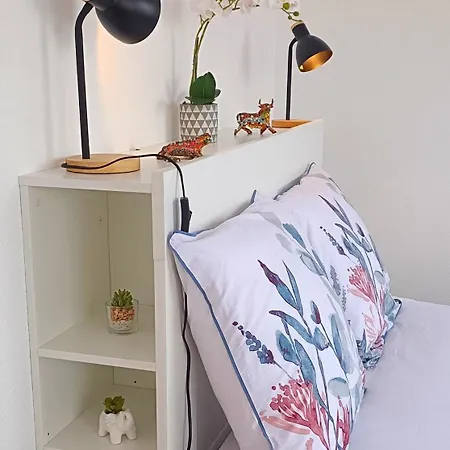 Equipe En Hyper-centre Avec Parking Prive Et Gratuit - Vue Sur La Et Chateau De Caen