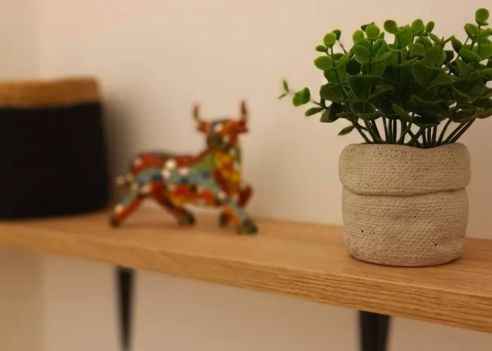 Lejlighed Equipe En Hyper-centre Avec Parking Prive Et Gratuit - Vue Sur La Et Chateau De Caen